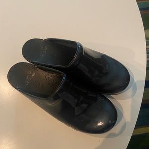 NEW PRICE!   BEAUTIFUL DANSKOS